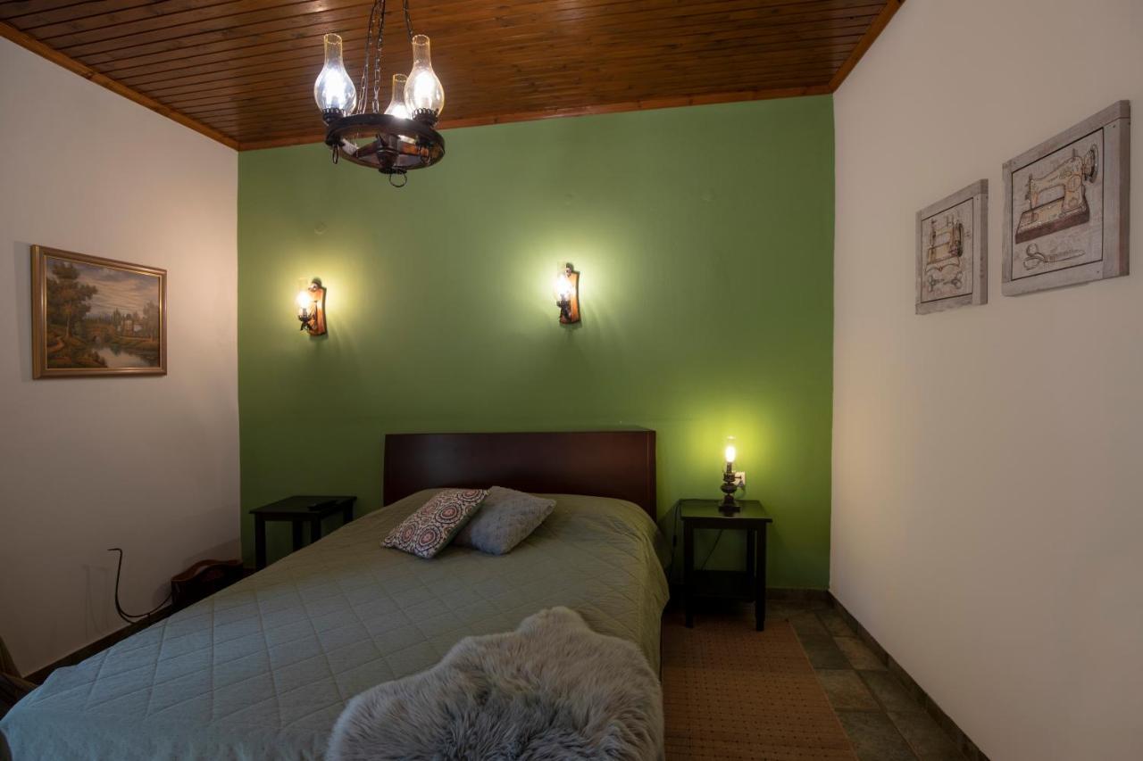 Guesthouse Alexandra Eptálofos Extérieur photo
