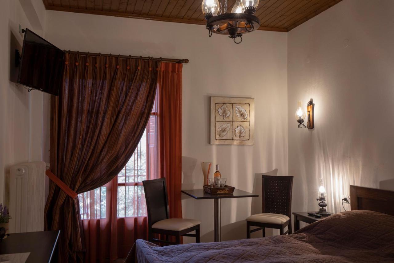 Guesthouse Alexandra Eptálofos Extérieur photo