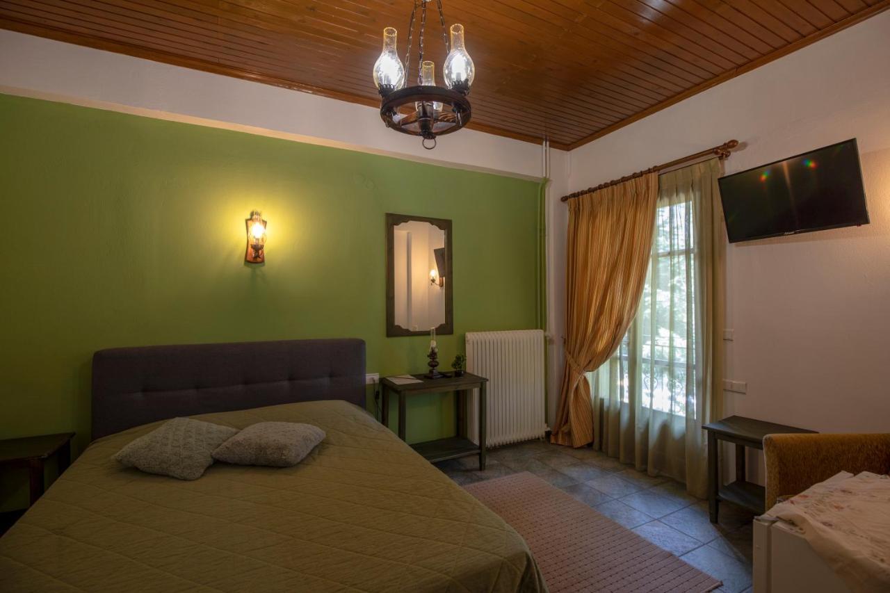 Guesthouse Alexandra Eptálofos Extérieur photo