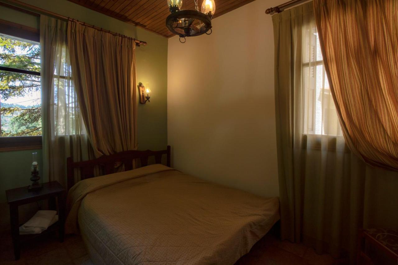 Guesthouse Alexandra Eptálofos Extérieur photo