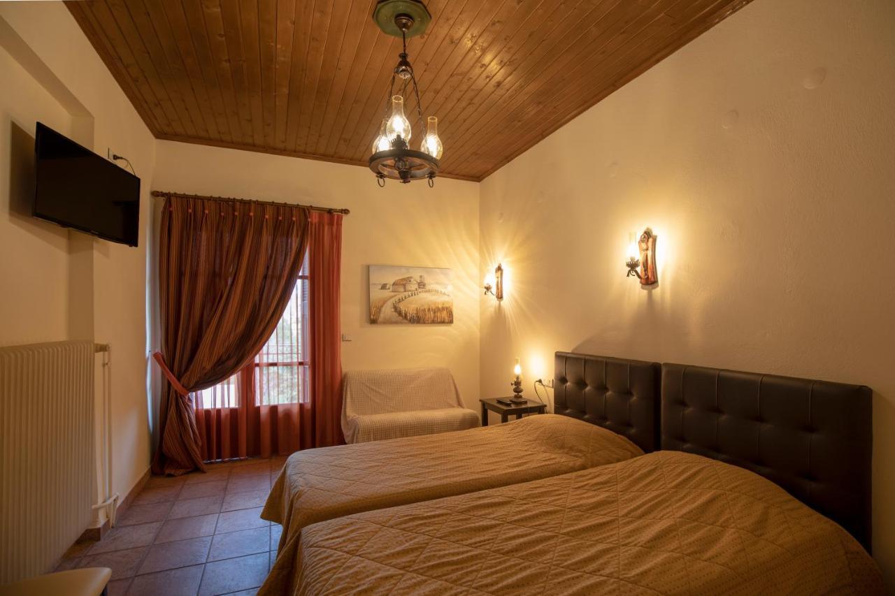 Guesthouse Alexandra Eptálofos Extérieur photo