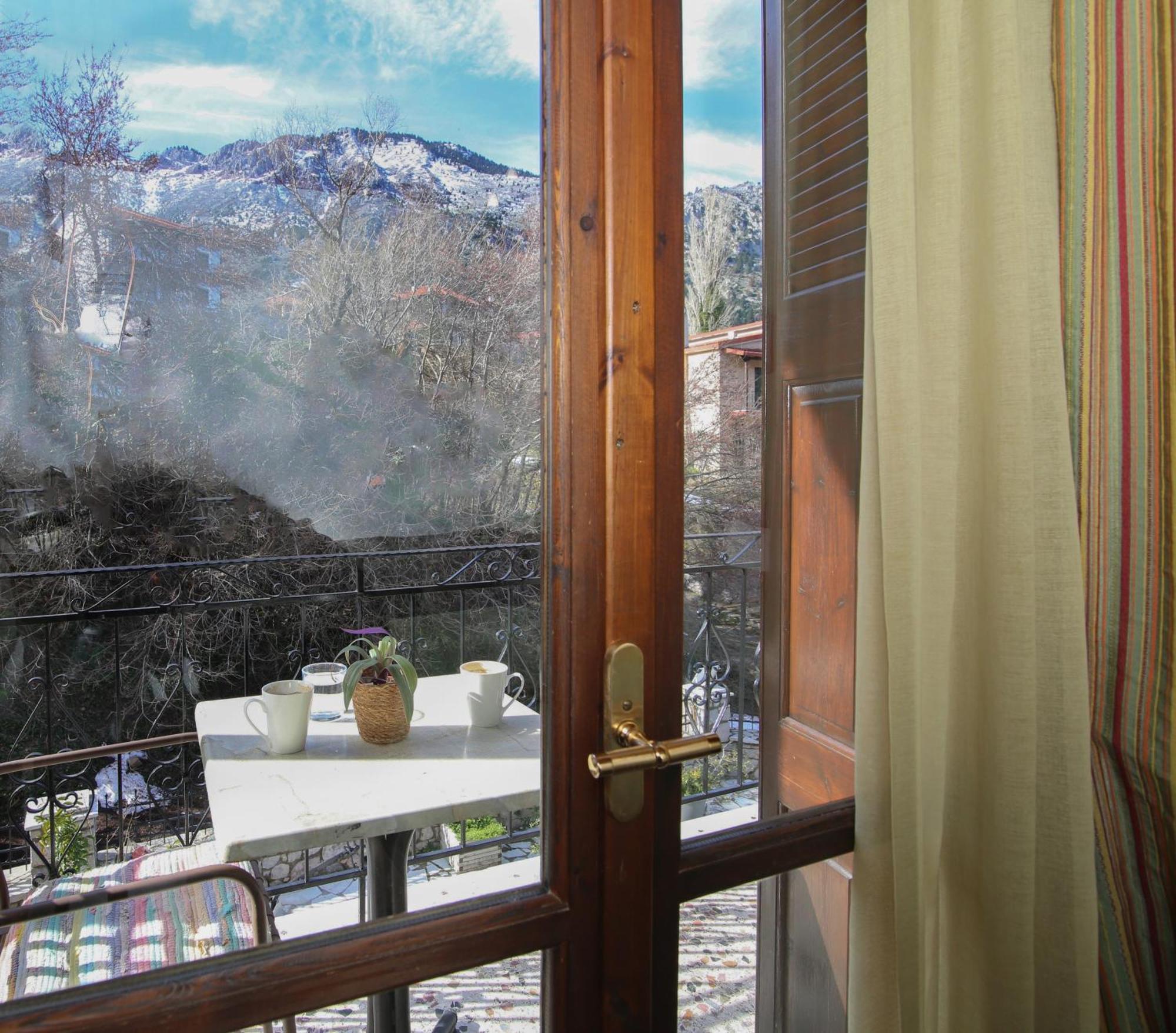 Guesthouse Alexandra Eptálofos Extérieur photo