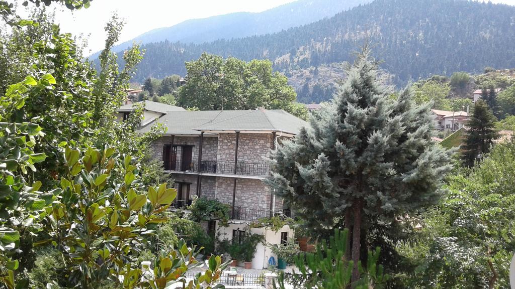 Guesthouse Alexandra Eptálofos Extérieur photo