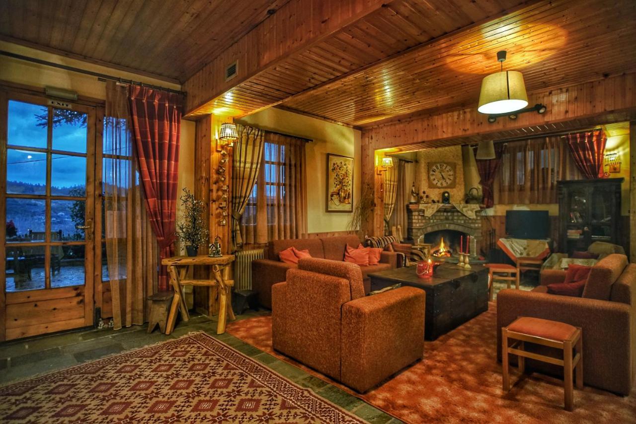 Guesthouse Alexandra Eptálofos Extérieur photo
